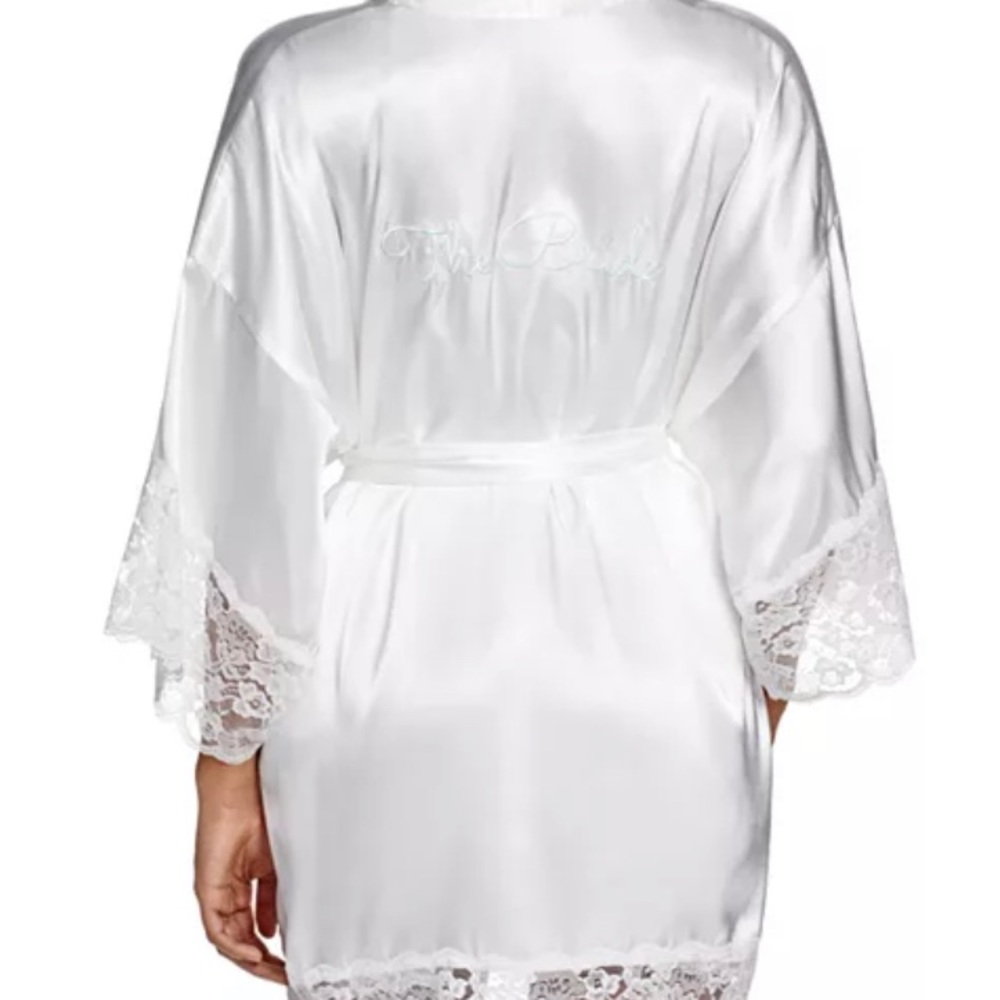 Bridal Robe - Picture 2 of 8